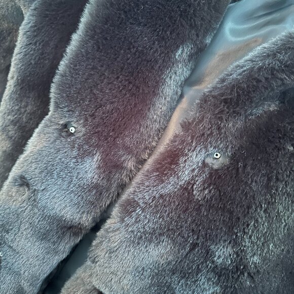 MKT Studio Black Collared Faux Fur Coat - Picture 2 of 7